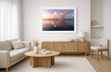 Load image into Gallery viewer, Glassy